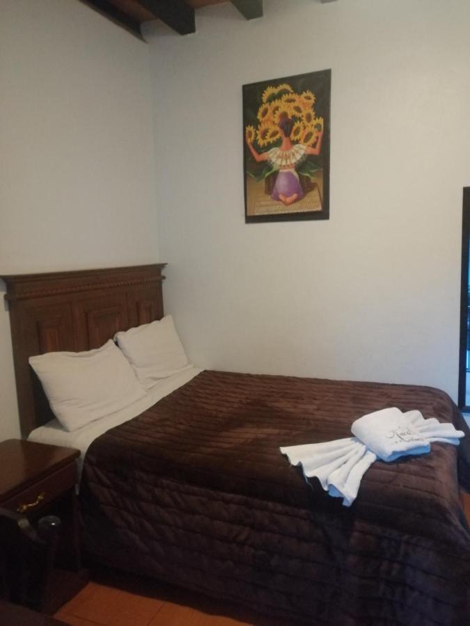 Hotel Colonial 모렐리아 외부 사진